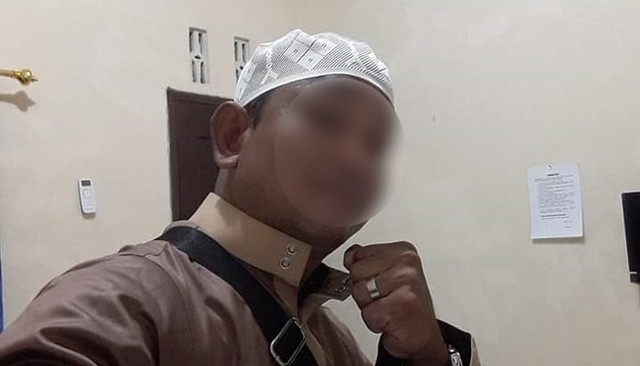 Jamaluddin Liwang alias Iwan (42), warga Kecamatan Bontonompo Selatan, Kabupaten Gowa, dibekuk saat transaksi sabu di lapangan Bontokassi Galesong Selatan, Kabupaten Takalar. Ia berpura-pura jadi ustaz, Jumat (24/5).