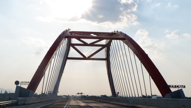 Jembatan Kali Kuto Foto: Aditya Pratama Niagara/kumparan
