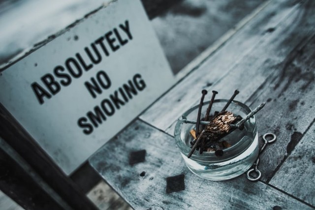 Psikolog: Mau Berhenti Merokok? Cari Lingkungan Pergaulan yang Baik