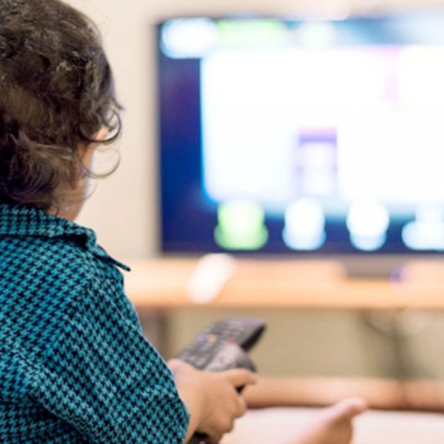 Pro Dan Kontra Anak Menonton Tv Kumparan Com