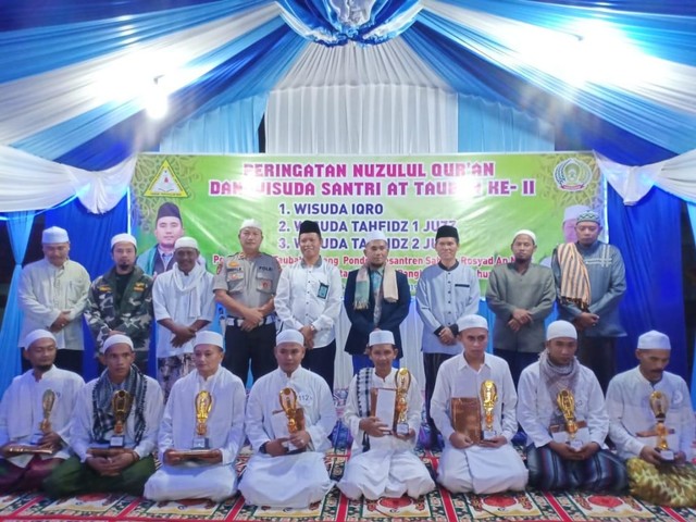 Peringatan Nuzulul Qur'an dan wisuda Santri At-Taubah ke II di Lapas Klas IIB Pangkalan Bun. (Foto: Joko Hardyono)