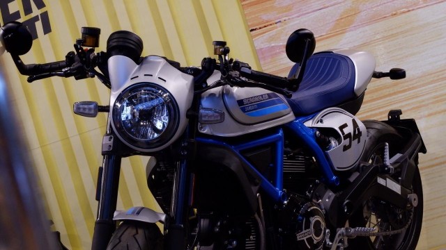 Scrambler Ducati Cafe Racer