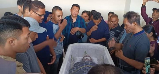 Jenasah Bupati Ende, Marsel Petu saat disemayamkan di ruang jenasah RS.Siloam Kupang.Sumber foto: Istimewa. 