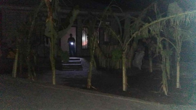 Ritual Selo Guto oleh masyarakat Kelurahan Afa-afa, Lingkungan Tomayou, Tidore Utara, Kota Tidore Kepulauan, Maluku Utara, dalam menyambut turunnya malam lailatul qadar atau malam ke-25 Ramadan. (Istimewa)