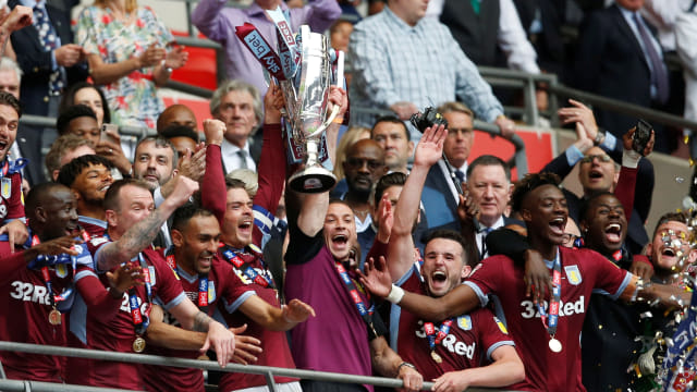Para pemain Aston Villa merayakan kemenangan di final babak play-off Championship musim ini. Foto: Action Images via Reuters/Ed Sykes
