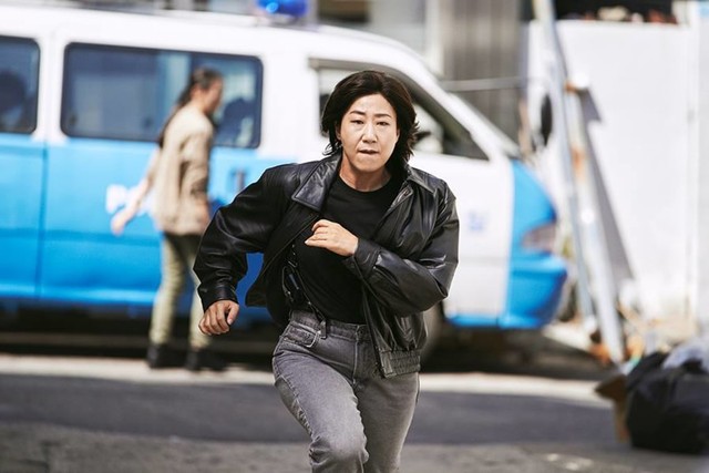 GIRLS COPS 1.jpg