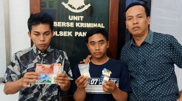 Jual Pil Koplo, Dua Pria Asal Kejayan Ditangkap