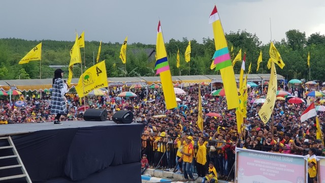 Kampanye akbar Partai Golkar di Kiram Park ketika Pemilu 2019. Foto: dok banjarhits.id