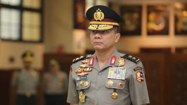 Brigjen Pol Teddy Minahasa dalam upacara kenaikan pangkat di Rupatama Mabes Polri. Foto: Dok. Polri