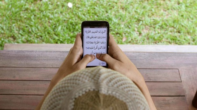 Nyantri di Pesantren Virtual (302430)