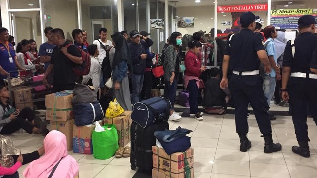 Organda Batasi Jumlah Bus yang Beroperasi di Pulogebang Selama Larangan Mudik (36608)