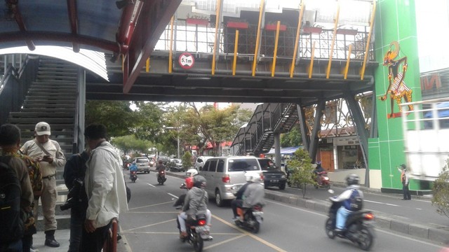Kawasan Faroka di Jalan Ahmad Yani, Solo, jadi salah satu titik yang diprediksi akan mengalami kepadatan kendaraan mudik yang memasuki Kota Solo. (Agung Santoso)