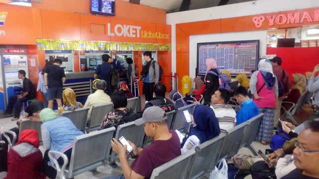 Dibanding Tahun Lalu, Pengguna Kereta Api di Bandung Jelang Lebaran Mengalami Peningkatan