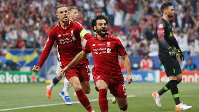 Mohamed Salah merayakan golnya ke gawang Tottenham Hotspur di final Liga Champions 2018/19. Foto: REUTERS/Susana Vera