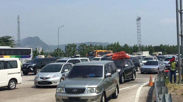 Mudik Lebaran Tak Dilarang, Ini Tarif Tol dari Jakarta Menuju Surabaya (518043)