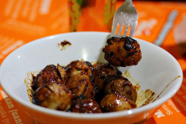 Bakso-Bakar-Pak-Man-Malang-photo-by-feryarifian.JPG