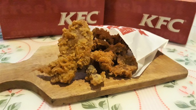 Chicken Skin KFC Foto: Azalia Amadea/Kumparan