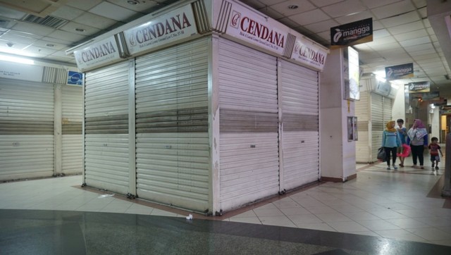 Cerita Pedagang Pasar Tanah Abang, Jadi Jualan Online Sejak Tutup Karena Corona (55139)