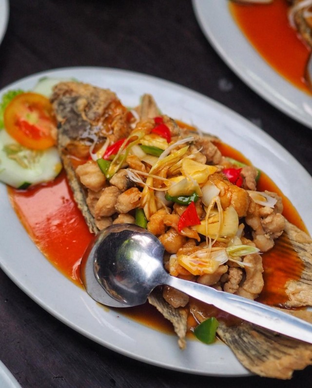 Gurame Asam Manis.jpg