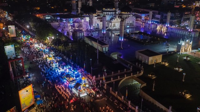 Semarak Malam Takbiran Menyambut Idul Fitri di Aceh (2).jpeg