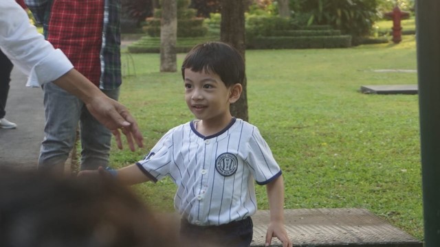 Jan Ethes, cucu Jokowi, di Gedung Agung Yogyakarta, Kamis (6/6/2019). Foto: adn.