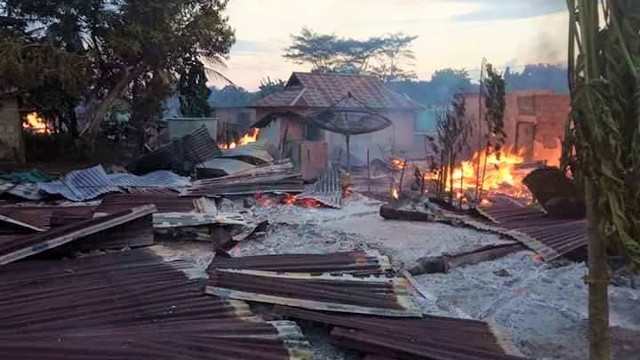 Rumah milik warga desa Gunung Jaya yang hangus terbakar, Foto: Istimewa.