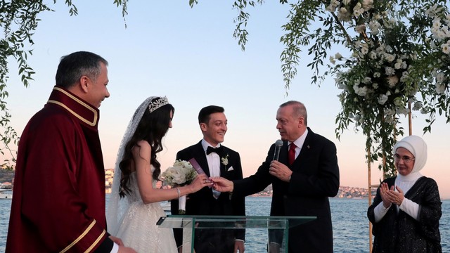 Mesut Oezil Menikah, Erdogan Jadi Tamu Penting (348645)