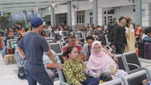 Suasana di Stasiun Pasar Senen, Jakarta Pusat. Foto: Helmi Afandi Abdullah/kumparan