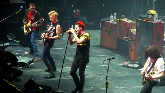 MCR Reuni, Tagar #MyChemicalRomance Jadi Trending Topic di Twitter (321054)