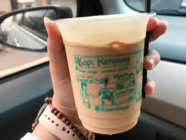 9 Rekomendasi Kopi Susu Seliter yang Bisa Dipesan Selama #dirumahaja (96170)