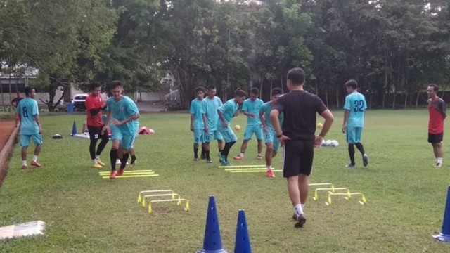 Suasana latihan tim Sulut United, transformasi dari tim Bogor FC, yang akan berlaga di Liga 2 Indonesia. Tim Sulut United sendiri berada di grup timur dan dilatih coach Herry Kiswanto (foto: istimewa)