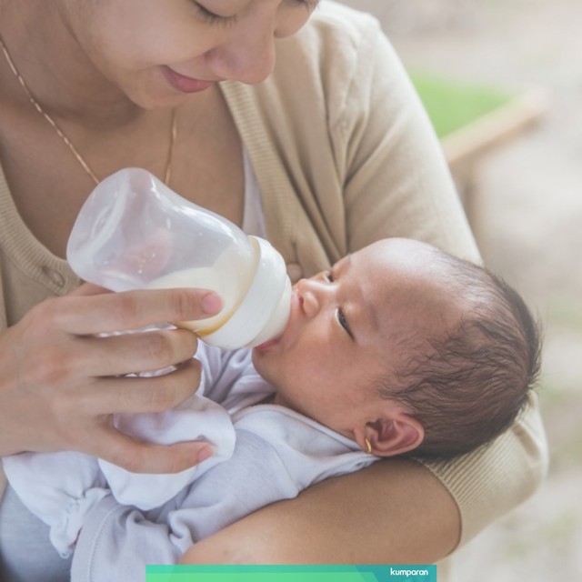 Bolehkah Bayi Diberi ASI Perah dengan Botol Dot? (160041)