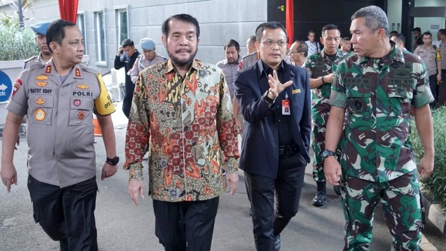 Kapolda dan Pangdam mengecek kesiapan MK