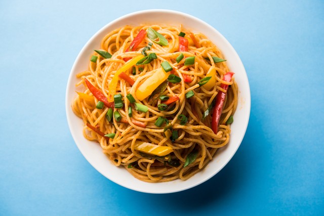Ilustrasi Chow mein Foto: Shutterstock/Indian Food Images
