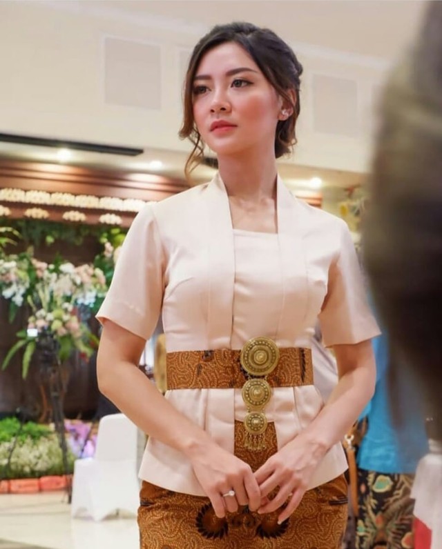 7 Potret Gwen Priscilla, Artis yang Dinikahi Mantan Suami Diana Pungky (381524)