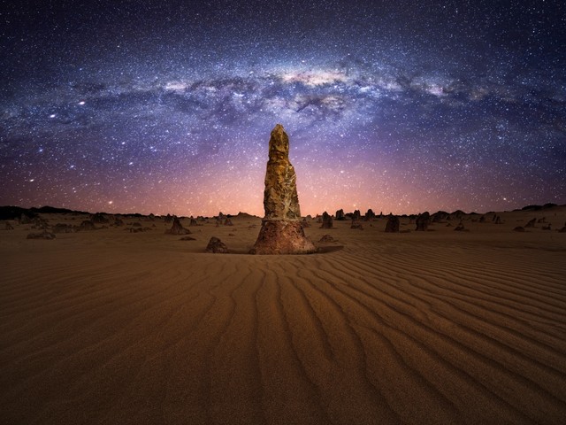 com-The Pinnacles, Nambung National Park