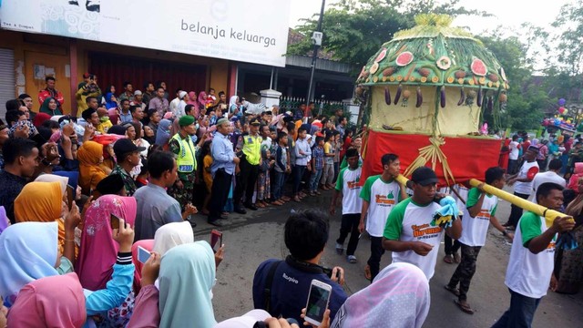 Tradisi Lebaran di Trenggalek, Jawa Timur, Lebaran Ketupat