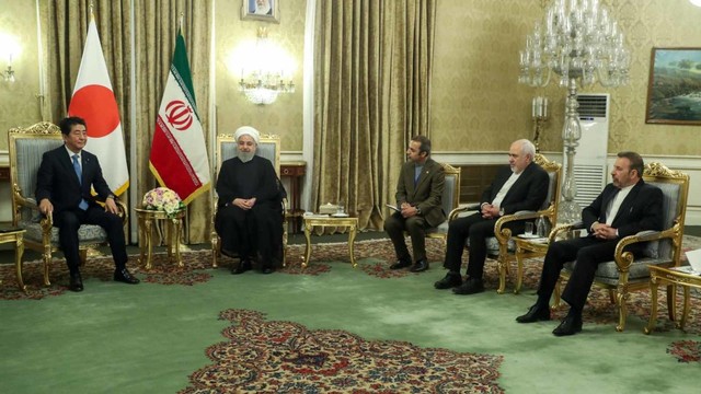 Pertemuan PM Jepang dan Presiden Iran