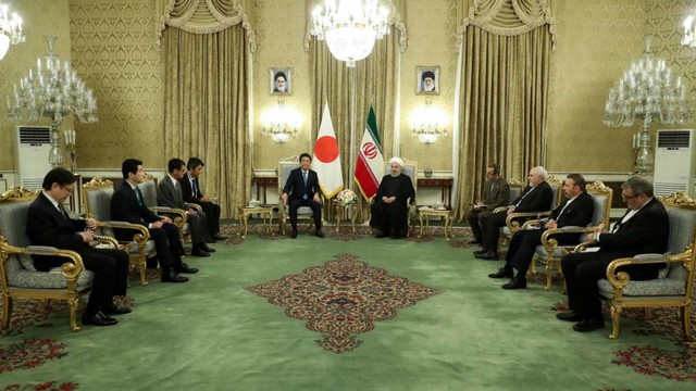 Pertemuan PM Jepang dan Presiden Iran