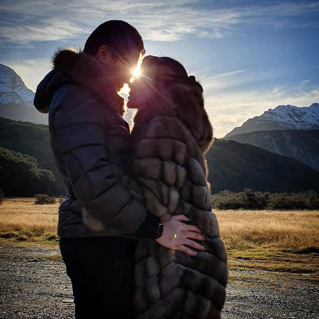 Syahrini dan Reino Barack di New Zealand