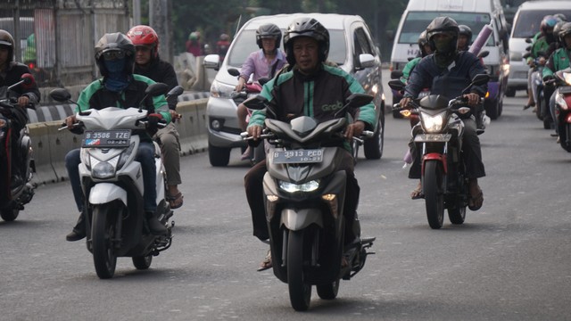 Protokol New Normal Kepmendagri, Operasional Ojol Angkut Penumpang Ditangguhkan (13783)