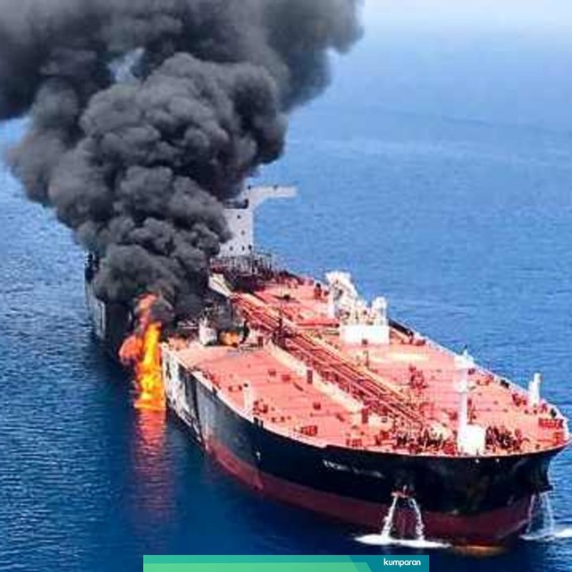 Dua kapal tanker diserang di Teluk Oman. Foto: Reuters