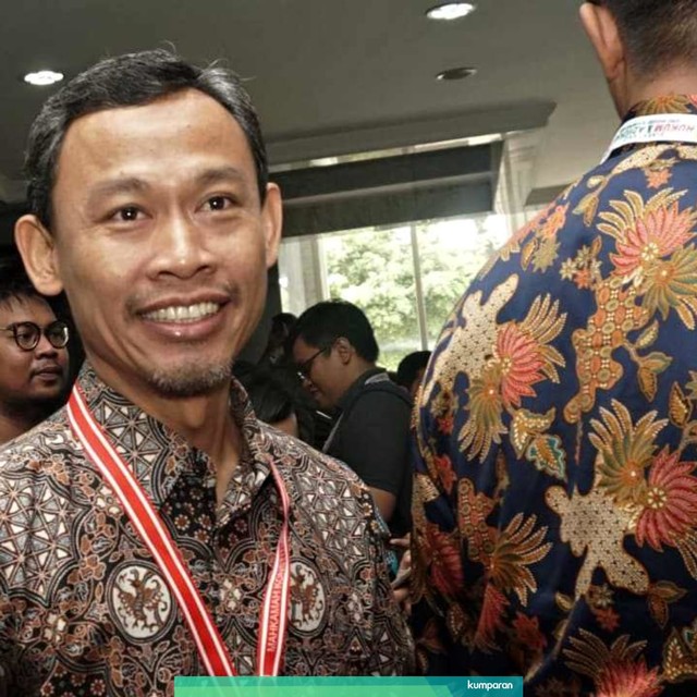 Anggota KPU Pramono dan Eks Pimpinan KIP Hendra Lolos Seleksi I Anggota Bawaslu (303313)