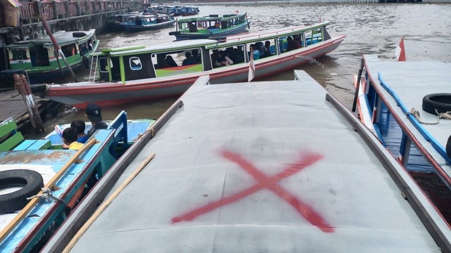 Kisruh Tak Berujung Klotok Wisata Susur Sungai Di