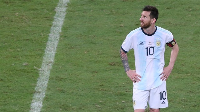 Penyerang Argentina, Lionel Messi. Foto: REUTERS/Rodolfo Buhrer