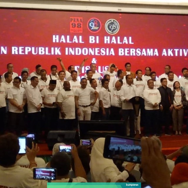 Suasana saat Presiden Jokowi memberikam sambutan di Silaturahmi Aktivis 98. Foto: Fahrian Saleh/kumparan