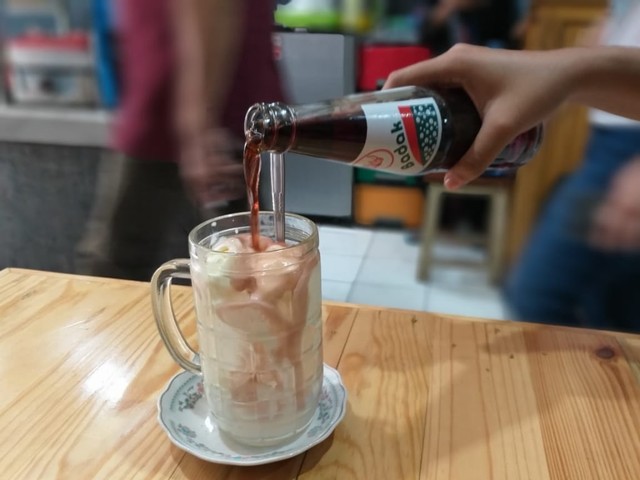 Racikan Kopi Asli Belitung di Kong Djie Coffee, Pasar Modern BSD (468009)