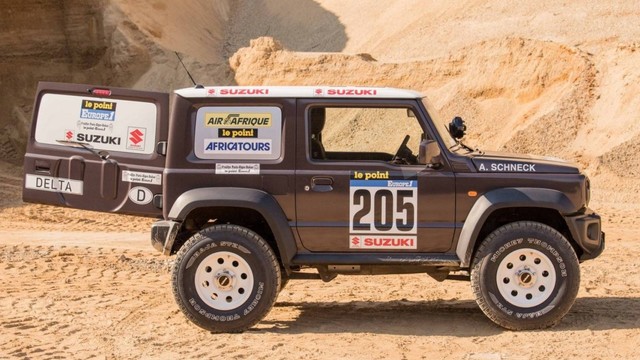 Begini Tampilan Suzuki Jimny Berjubah Reli Dakar 