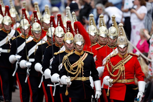 Potret Royal Ladies dari Berbagai Negara di Acara Order of The Garter (426339)