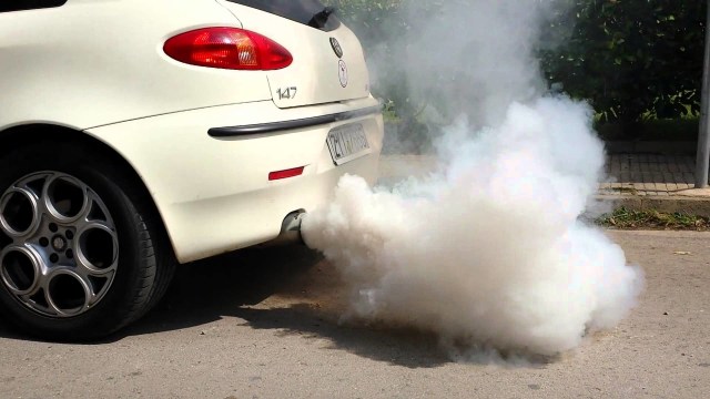 Ilustrasi emisi carbon kendaraan bermotor. Foto: carfromjapan.com